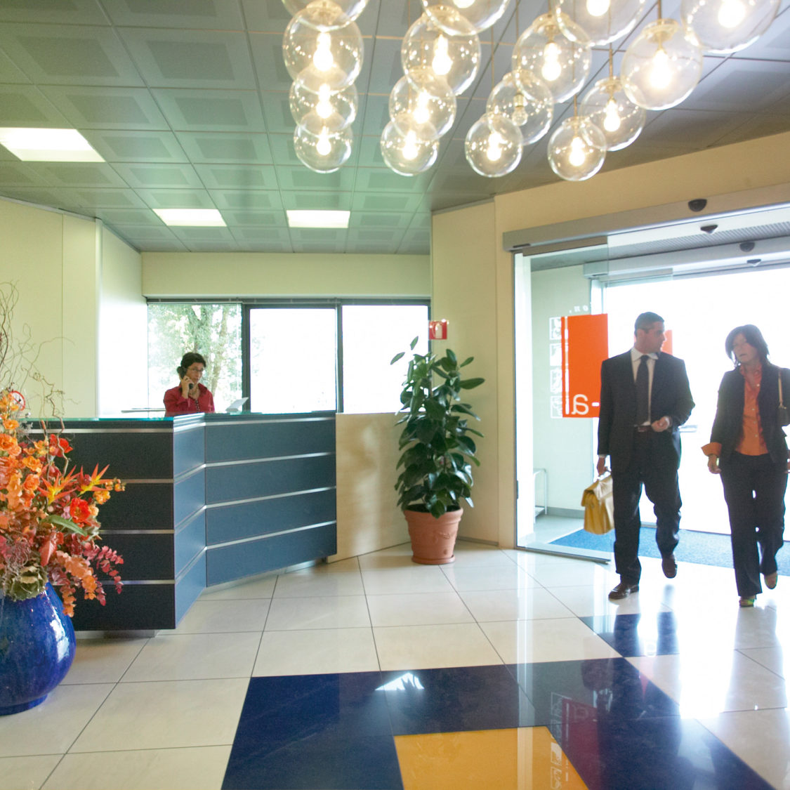 Entrata ufficio sede Dox-al